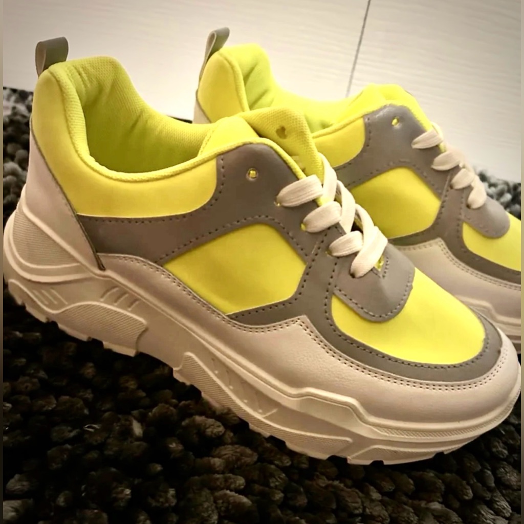 New Yoki Neon Yellow Gray And White Chunky Platform Sneakers Size 8